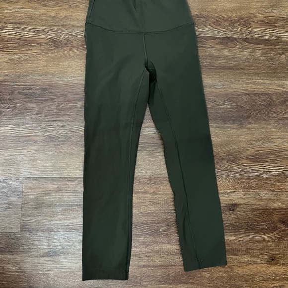 Lululemon leggings - Picture 1 of 4